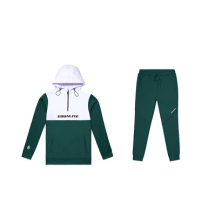 Equalité Leroy Tracksuit Groen-Wit (EQ.23.1.3.1.401)